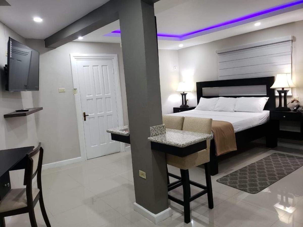 Christar Villas Hotel Kingston Eksteriør bilde